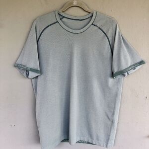 Lululemon Shirt Men XL Green Striped Metal Vent Tech Performance Short Sleeve Gy